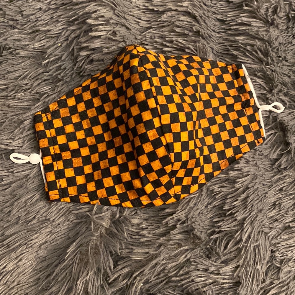 Face mask -large